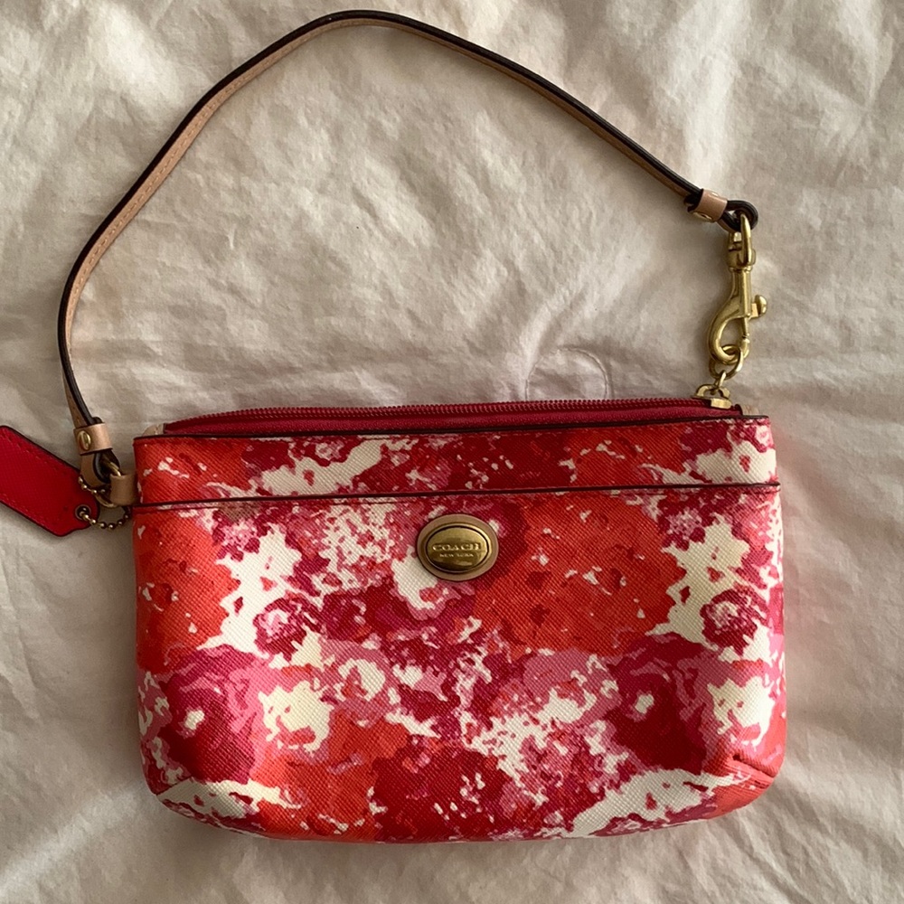 Coach beautiful classic Poppy wrist bag